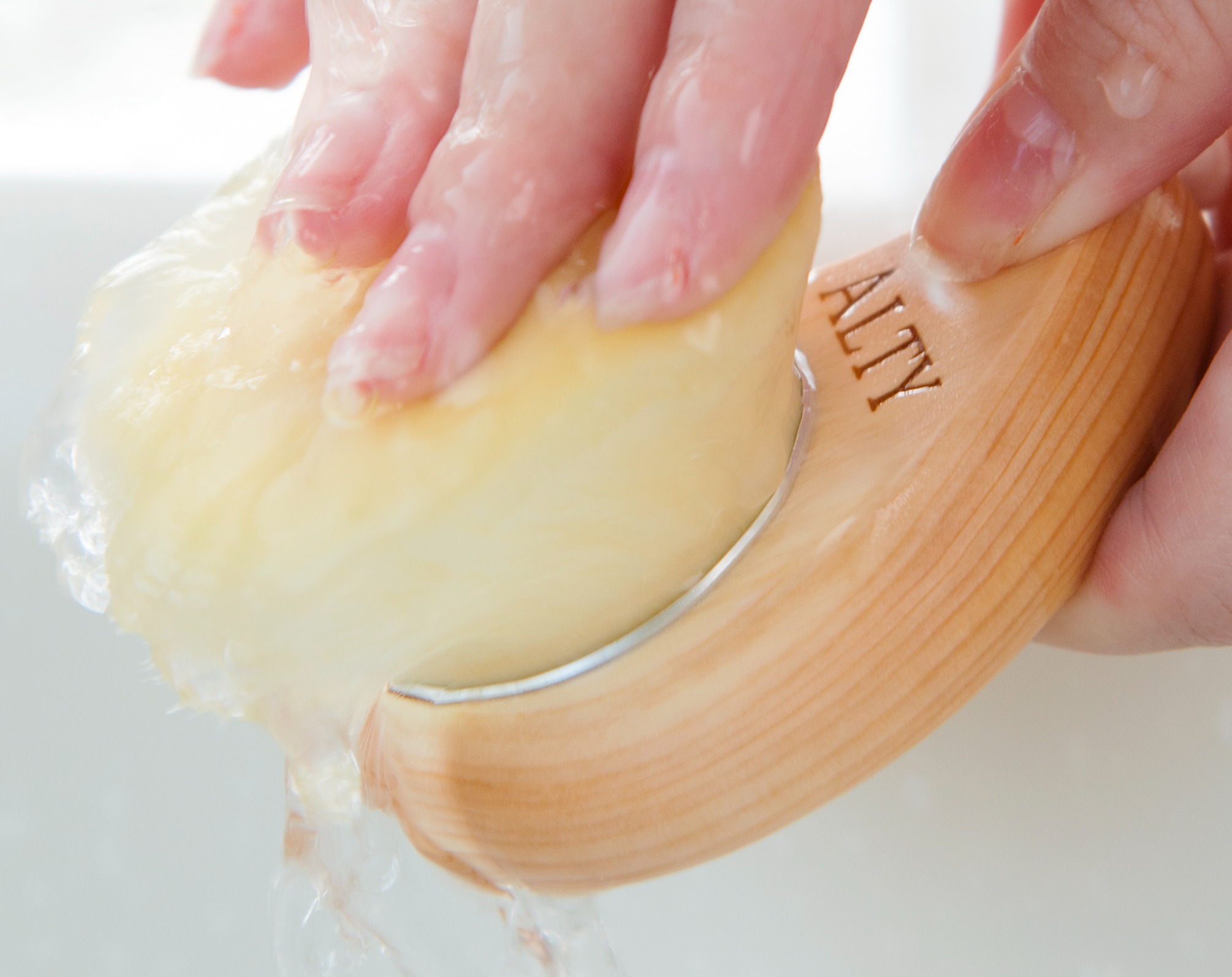ALTY brush with the running water